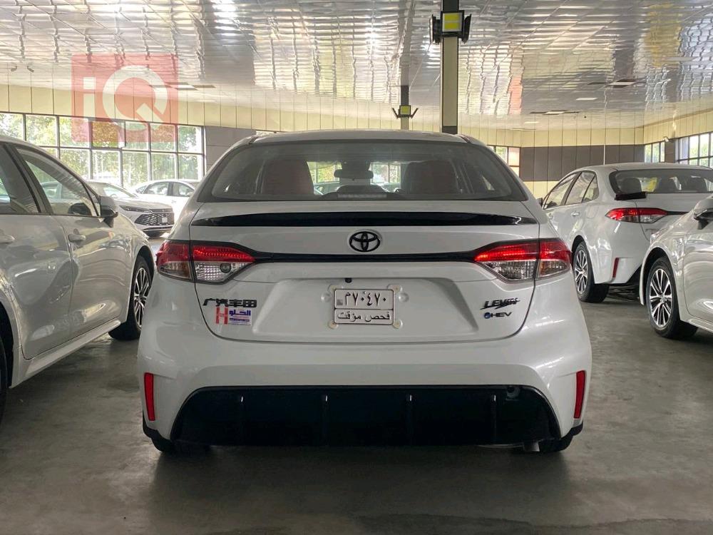 تۆیۆتا کۆرۆلا